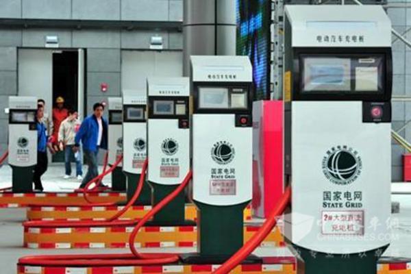 2015年我國新能源策汽車發展態勢爆棚