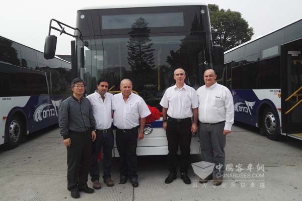 以色列第二大運輸公司DAN公司運營總監Mr. Shmulik Litvak攜其技術總監等人向客車英文網講述合作歷程