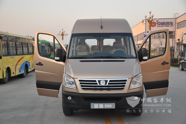 中通LCK 6609EV(S60藍迪)純電動客車