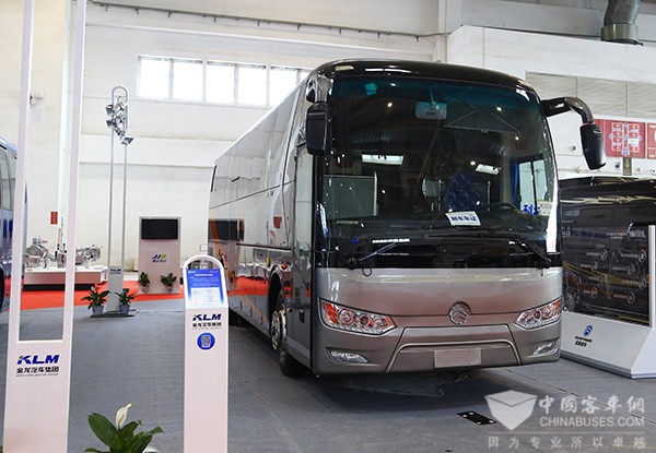 11米金旅凱歌新能源閃耀2016北京車展