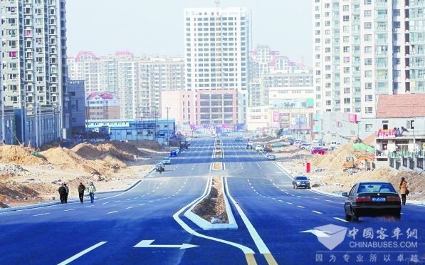 深圳：龍崗將再打通10條斷頭路 調整10條公交線
