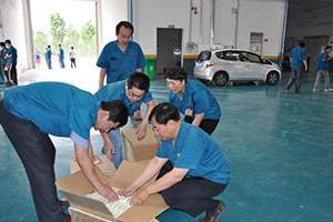 企業風采：豪沃客車