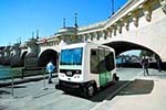 法國電動無人駕駛公交車“首秀”，載客量12人
