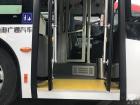 車輛采用低地板設(shè)計(jì)