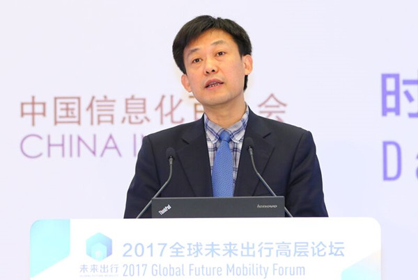 工信部瞿國(guó)春：加快推動(dòng)我國(guó)智能網(wǎng)聯(lián)汽車(chē)發(fā)展的三點(diǎn)建議