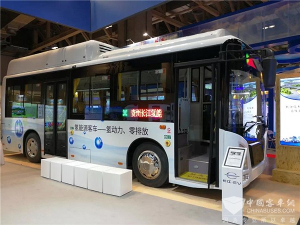 深耕氫能技術，長江氫燃料電池公交車爭做“先頭部隊”