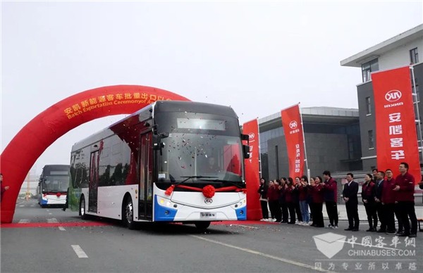 中國制造再“出海”！安凱新能源客車批量出口以色列