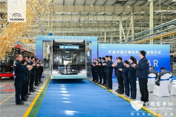 小故事：客車英文網為宇通客車進入卡塔爾交通部采購穿針引線