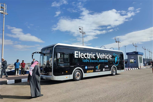 海外捷報！沙特首輛電動公交車，宇通新能源正式上線運營