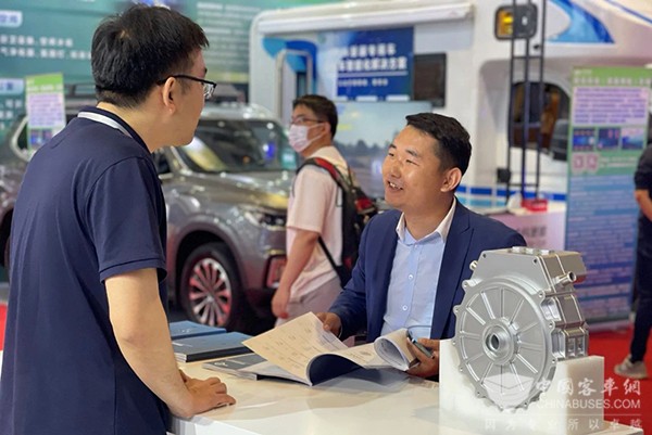 盤(pán)轂動(dòng)力 上海國(guó)際車(chē)展 新能源汽車(chē)