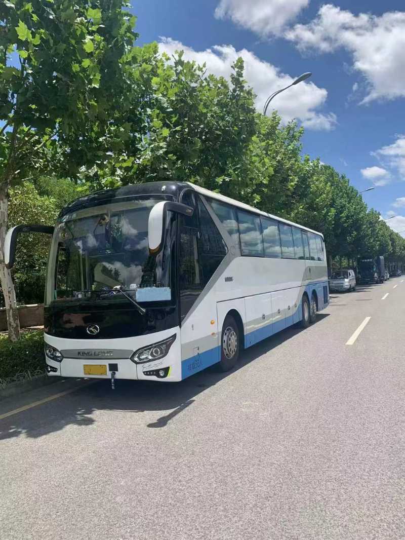 雙檔齊全國(guó)五56座后吊輪有暖氣大金龍6135一手旅游車(chē) 