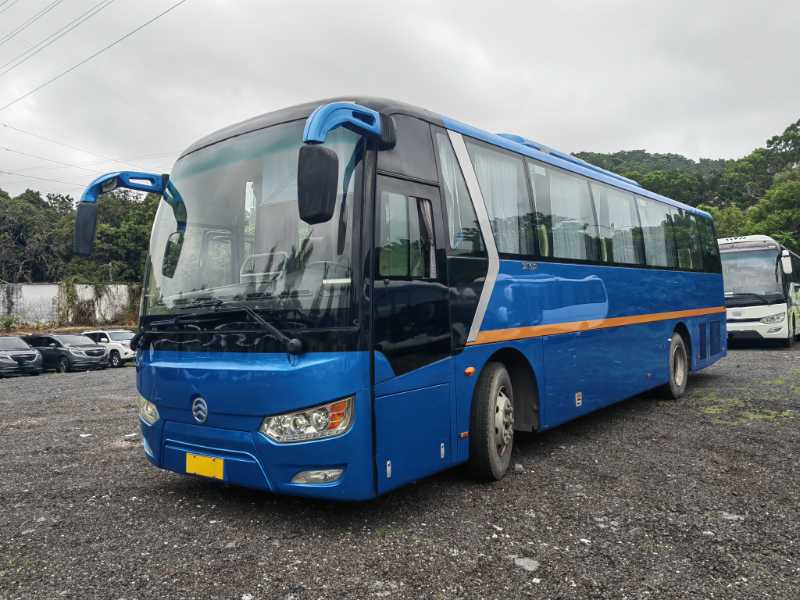 粵牌45座非營運國五金旅6101中門車