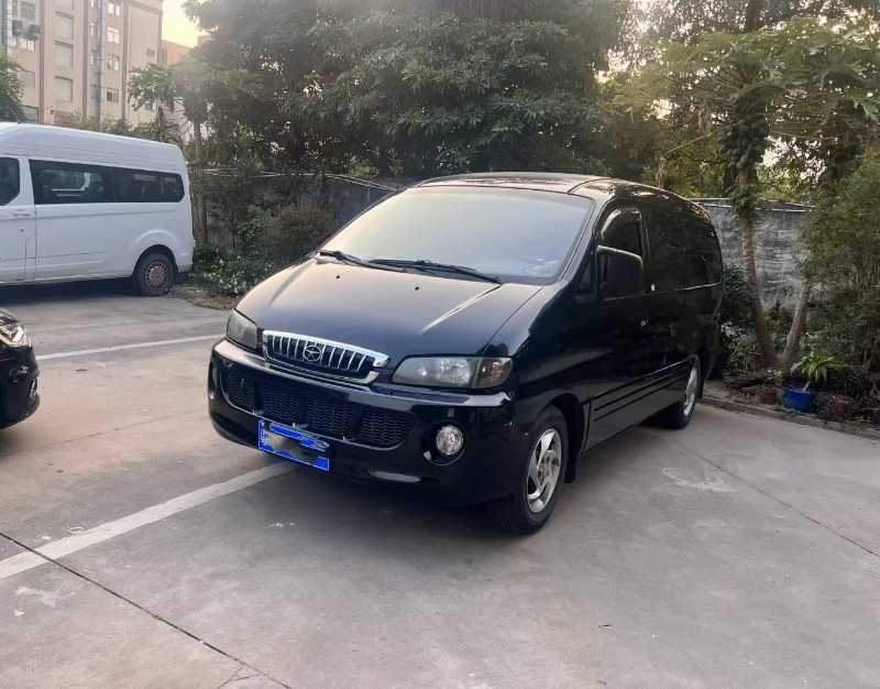 2013年5月 國(guó)四7座藍(lán)牌江淮瑞風(fēng)商務(wù)車