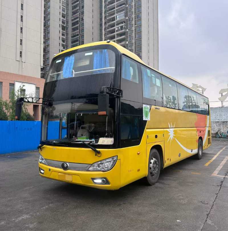 55座一層半國(guó)四宇通6118氣浪中門旅游車