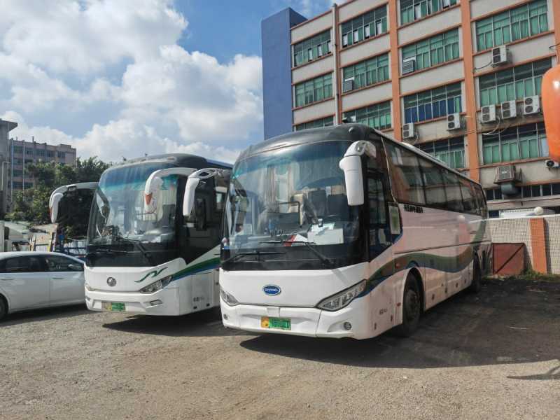 2019年2月 同款2臺44座有中門暖氣新能源上饒氣囊旅游車