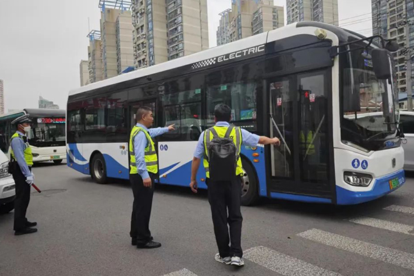 安全行車的重要性 公交駕駛員應(yīng)當(dāng)具備哪些安全行車措施？