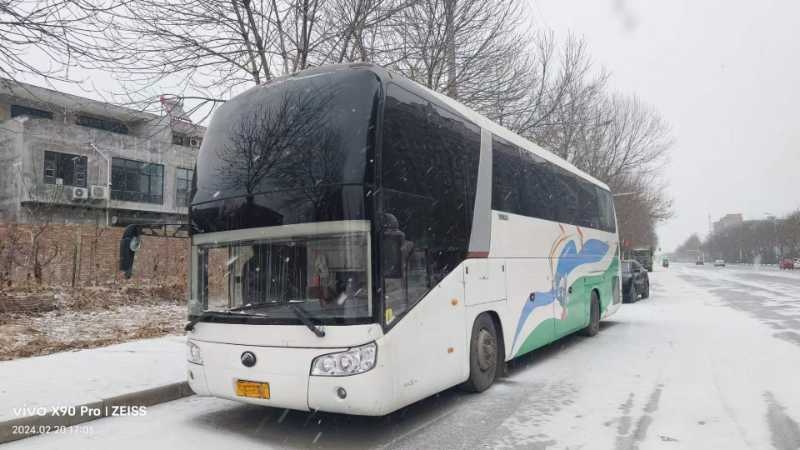 2010年7月 55座12米非營(yíng)運(yùn)一層半宇通6125氣囊暖氣車