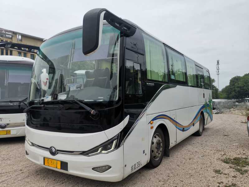 2019年7月 39座國(guó)五雙檔大高一宇通6907旅游車