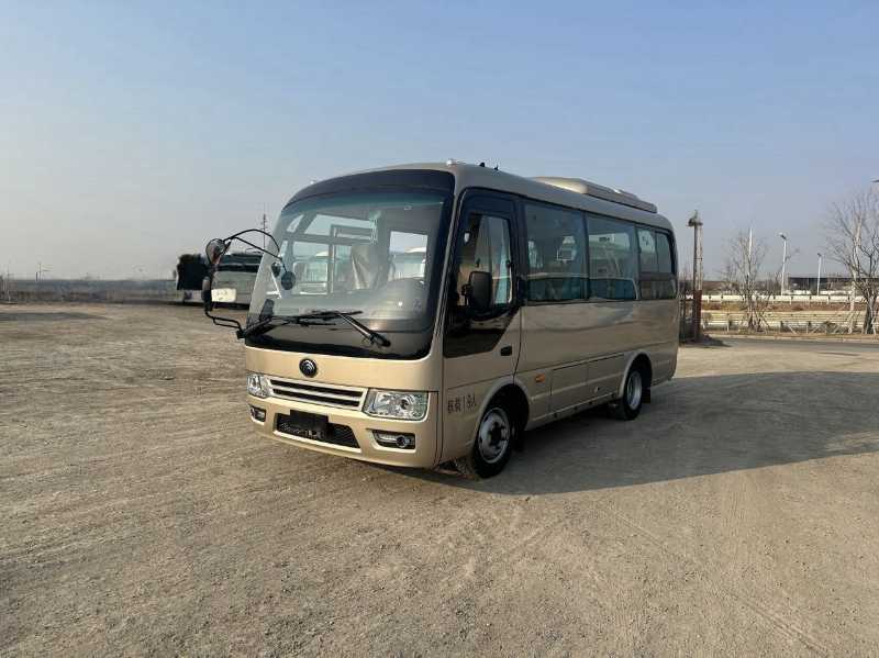 2020年4月 19座國(guó)五非營(yíng)運(yùn)宇通6609中型車