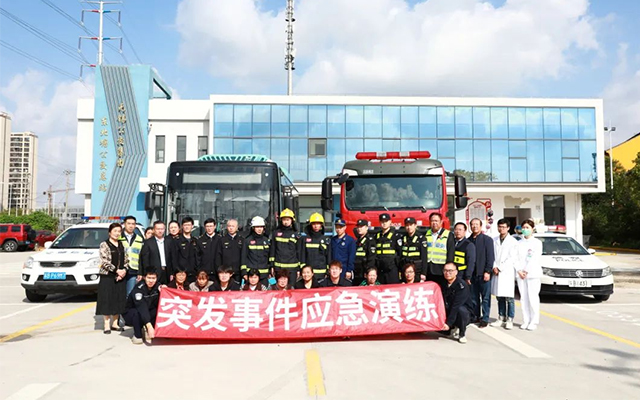 以演筑防 以練護航 無錫公交開展老年乘客消防應急疏散演練