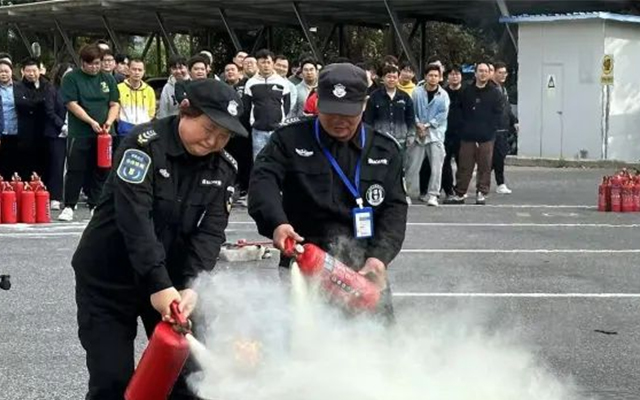 消防知識“實戰”學 上南公交為乘客安全護航