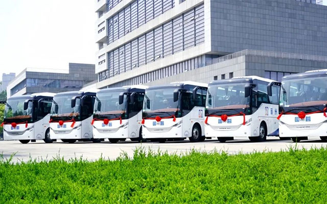 安凱客車：產(chǎn)品服務(wù)雙驅(qū) 賦能冰雪經(jīng)濟(jì)新活力