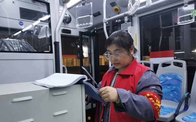 決戰收官：中車一線員工用腳步丈量責任與擔當