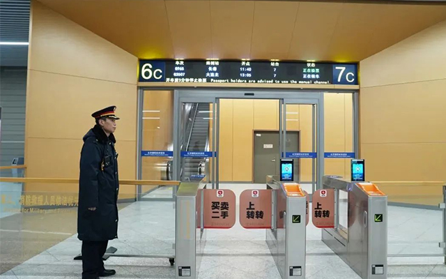 趕火車來不及？北京朝陽站快速進(jìn)站廳幫你忙！