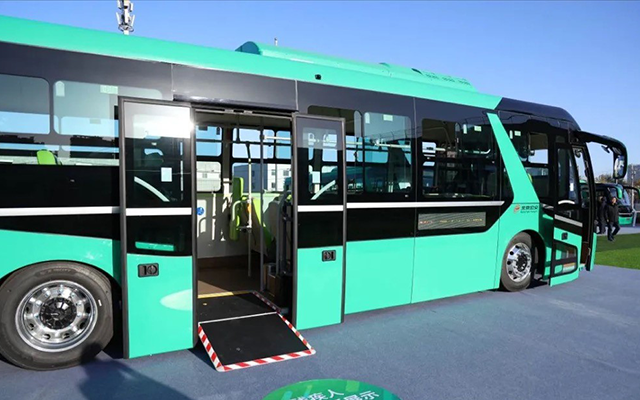 歐輝通學車 以行動踐行第30個全國中小學生安全教育日使命