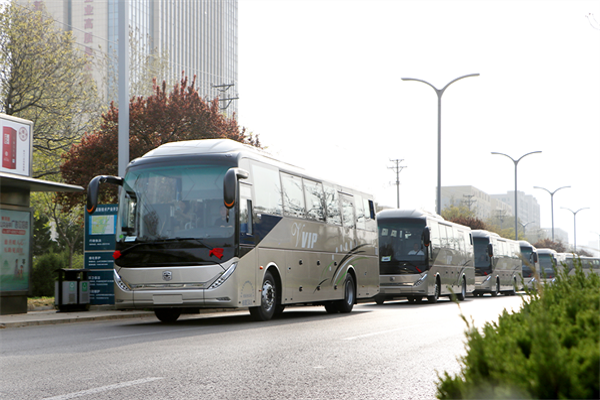 再迎回頭客！批量中通H11旅團客車奔赴重慶