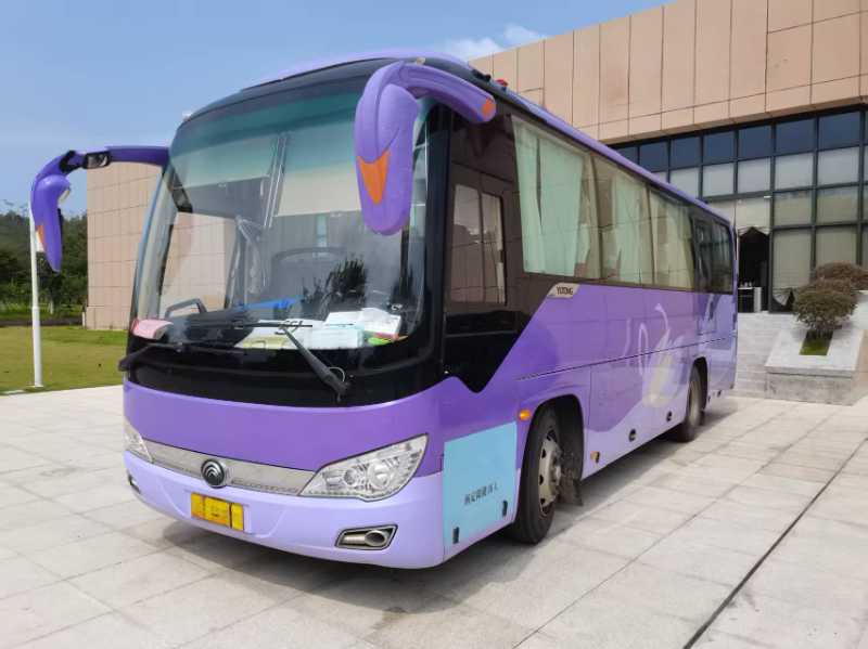2017年上牌國五36座宇通6876氣囊營運車