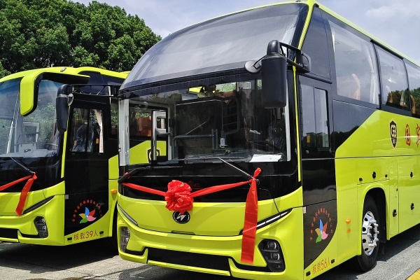 “國賓車隊”煥新顏！蘇州金龍新V系定制座駕助力吉安旅運服務躍升
