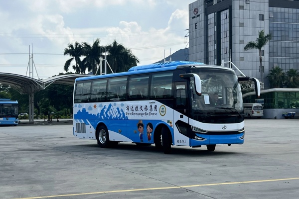 助力高原旅游：42臺金龍大巴交付拉薩