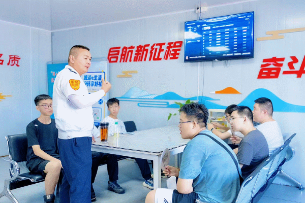 青島公交體驗官——“公交迷”進行深度探秘之旅