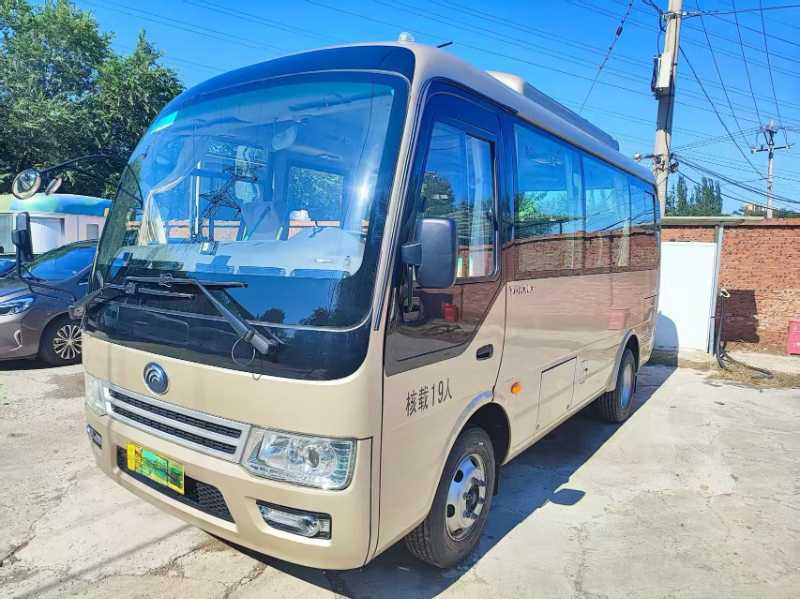 2021年11月上牌多臺(tái)有公告19座寧德時(shí)代宇通6602中型電車(chē)