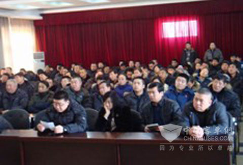 大慶公交西區維修廠和車隊長帶隊培訓