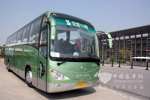 大金龍世博10路專線車服務受表彰