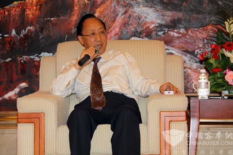 重慶恒通客車有限公司執行董事鄧平