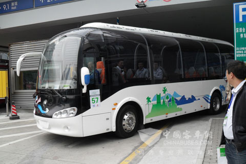 宇通10米純電動景區觀光車巡游