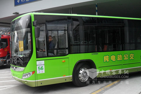 宇通全鋁電動公交車巡游