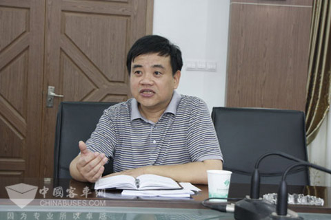蘇州汽車客運集團機務處負責人盧漢成接收記者采訪