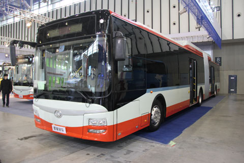 蜀都客車CDK6182CHR型城市鉸接客車