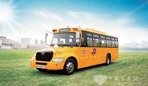 海格校車“大長頭”KLQ6106X