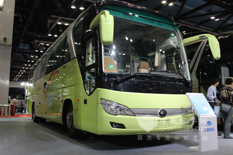 ZK6122HQCA型客車