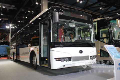 ZK6120CHEVG1混合動力城市客車
