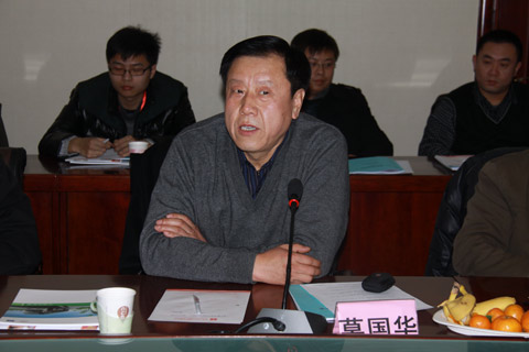 唐山交運副總經理莫國華在會上分享了唐山交運集團新能源客車的使用經驗