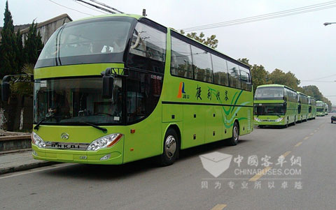 南京首批LNG公路客車批量訂單花落安凱