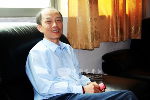 江門汽運(yùn)集團(tuán)新會總站站長曾偉強(qiáng)