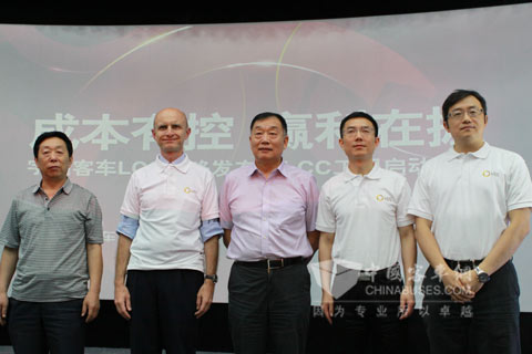 各方代表合影