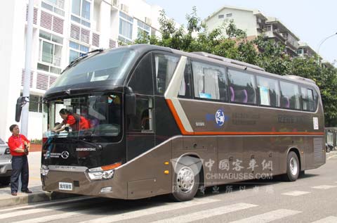 比賽用車大金龍XMQ6129Y5